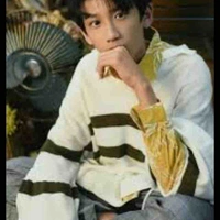 Trần Tứ Húc ( th8)