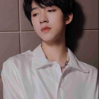 Hạ Tuấn Lâm(c8)