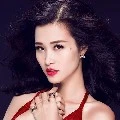 Đông Nhi - mẹ Shiro