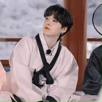 MIN YOONGI ( ANH )