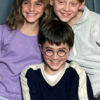 harry potter  (1 tuổi)