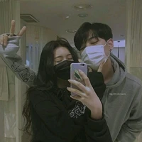 ba mẹ  (nữ chính)