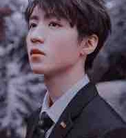 Vương Tuấn Khải