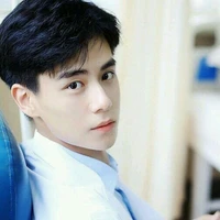 Hu YI Tian