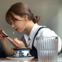 Khương Bội Lạc_Charlie Mea