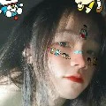 Khánh Nhung_Yuri