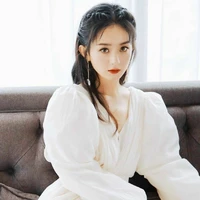 Lạc Thanh Thanh ( Triệu Lệ Dĩnh )