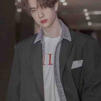 Vương nhất bác 