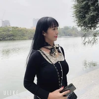 Chị Vân (mẹ Dương)