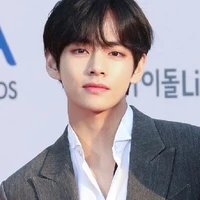 V (anh trai Jennie)