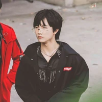 Tân Hạo ( em trai của anh)