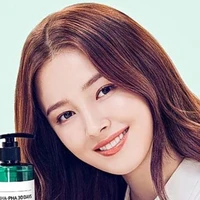 Nancy(ả)