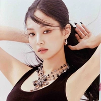 Jennie ( chị Suga )