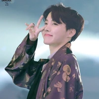 Jung HoSeok( J-Hope)