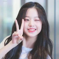 Nam Cung Thiên Trang-( kim Nari)