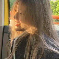 Đàm Ngọc Linh - bff cô