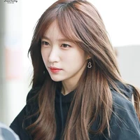 Hani - mẹ của Jimin