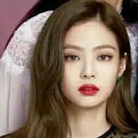 Kim Jennie.