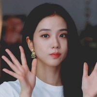 Kim Jisoo.