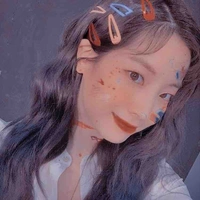 Nữ sinh 2