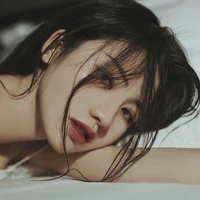 Du Nhiên_ chị cô