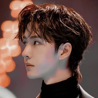 Vương Nhất Bác(NB)