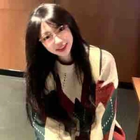 Hạ Vy Vy