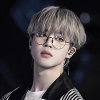 Jimin(anh 3 nàg)