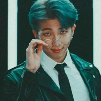 KimNamJoon(Ba nuôi Hoseok)/Alpha Trội