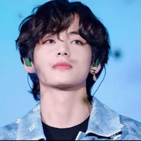 Kim TaeHyung - V