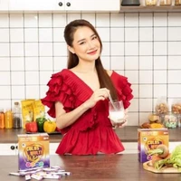 Nhã Phương (mẹ anh)