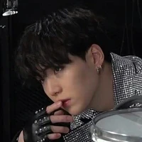 Min Yoongi [Suga]