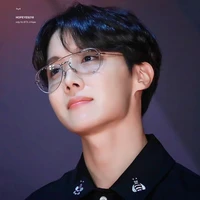 J hope - 28 tuổi