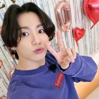 Jungkook - 25 tuổi