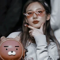 IM NAYEON ( NAYEON )