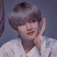 KIM TAEHYUNG ( LÚC NHỎ )