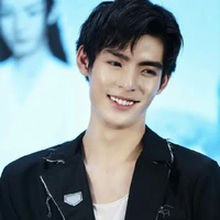 Vương Hạo Hiên ( anh VNB)