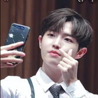 Jaehwan(mẹ 2 cô)