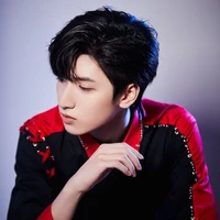 Nghiêm Hạo Tường