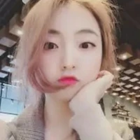 Phó Ngọc Tam. Trà Xanh.