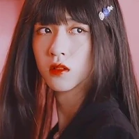 Hạ Tina