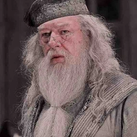 Dumby( cụ Dumbledore)