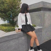 Ngạn Lê Nhi 