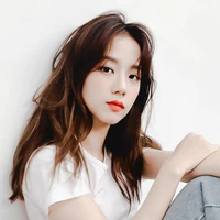 KIM JISOO