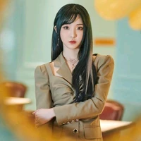 Nene ( huấn luyện viên Thanh Nhạc )