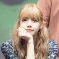 Lalisa Manoban (Lisa)