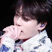 JEON JUNG KOOK( Mẹ )