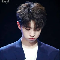 Vương Tuấn Khải