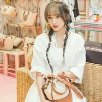 Trình Tiêu( em ruột của TC )