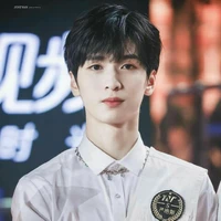 Nghiêm Hạo Tường